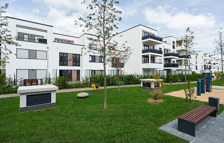 Duesseldorf-Heerdt-VIERZIG549-Wohnquatier-Außenansicht.jpg  